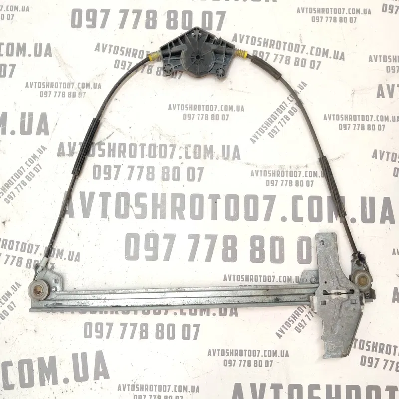 Склопідіймач Peugeot 307 (01-08) 1.4 Пд Пр OEM 9637139380