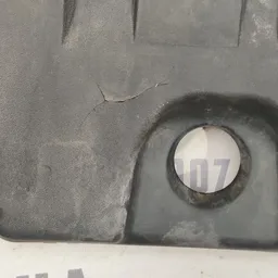 Накладка двигуна Toyota Auris 06-12 1.6 бенз OEM 1121237010 фото 3