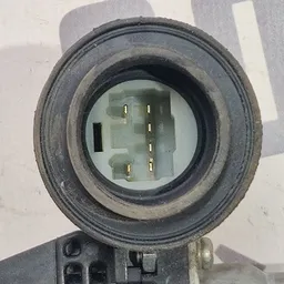 Мотор склопідіймача Toyota Auris 06-12 1.6 пр OEM 857100d100 фото 3