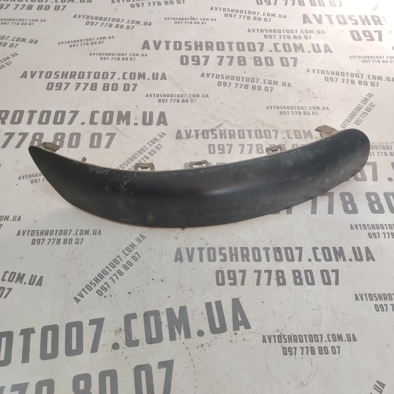 Накладка Peugeot 307 (01-08) 1.4 задня ліва OEM 9634015577a