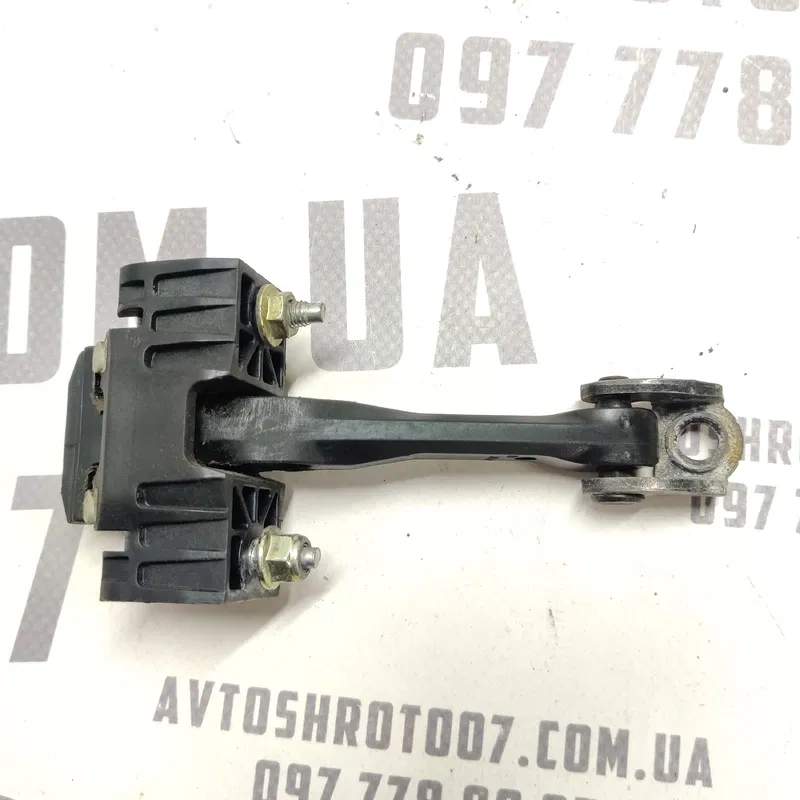 Обмежувач дверей передній Peugeot 407 (04-11) 2.0D
