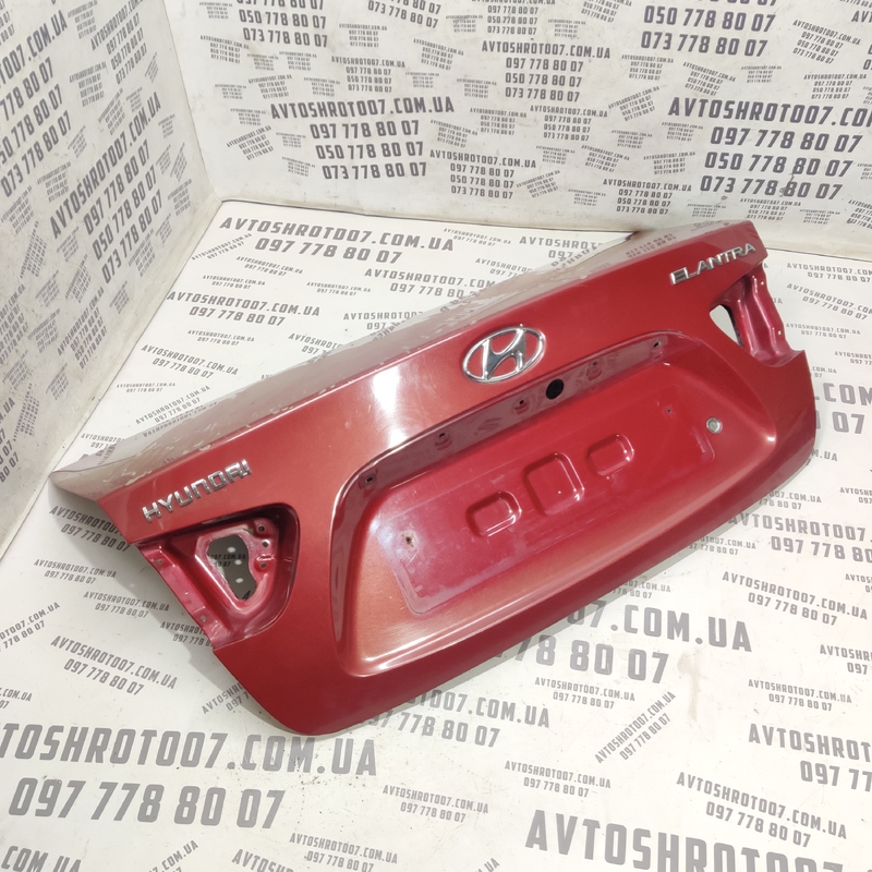 Кришка багажника Hyundai Elantra 4 (06-11) 1.6Б 692002H070