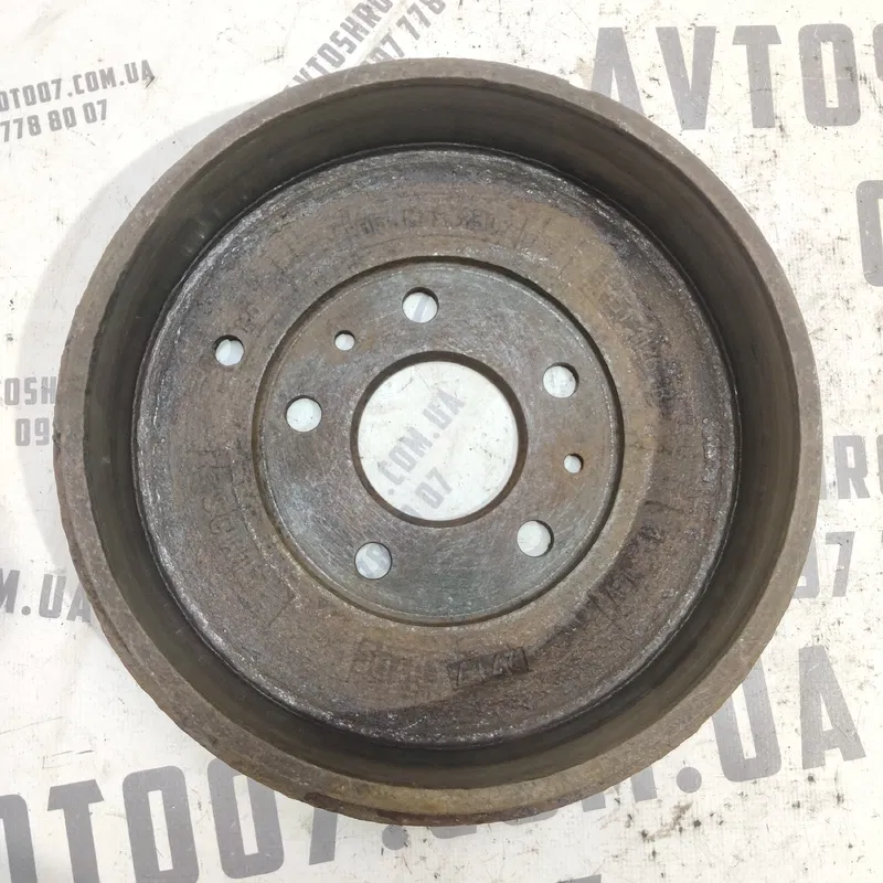 Тормозний барабан Ford Focus MK2 (04-11) 1.6 дизель задній