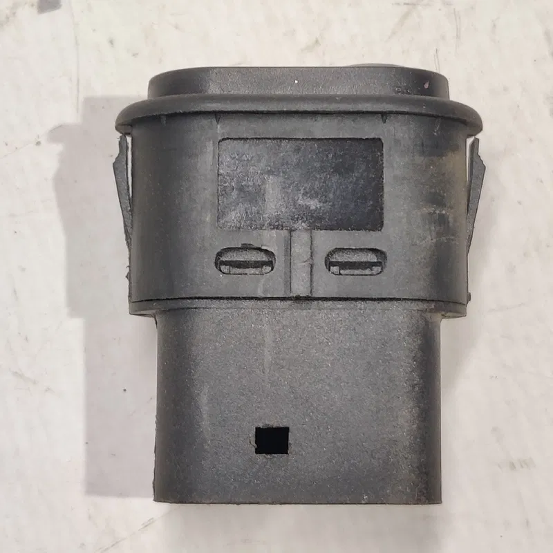 Кнопка склопідіймача Ford Focus MK2 (04-11) 1.6D пер. права