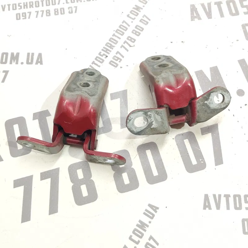 Дверна завіса передня ліва Hyundai Elantra 4 (06-11) 1.6