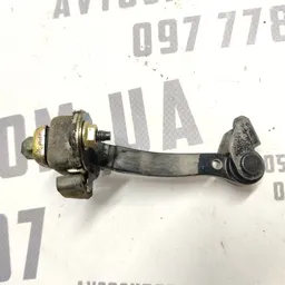 Обмежувач задніх дверей Peugeot 407 (04-11) 2.0 дизель фото 4