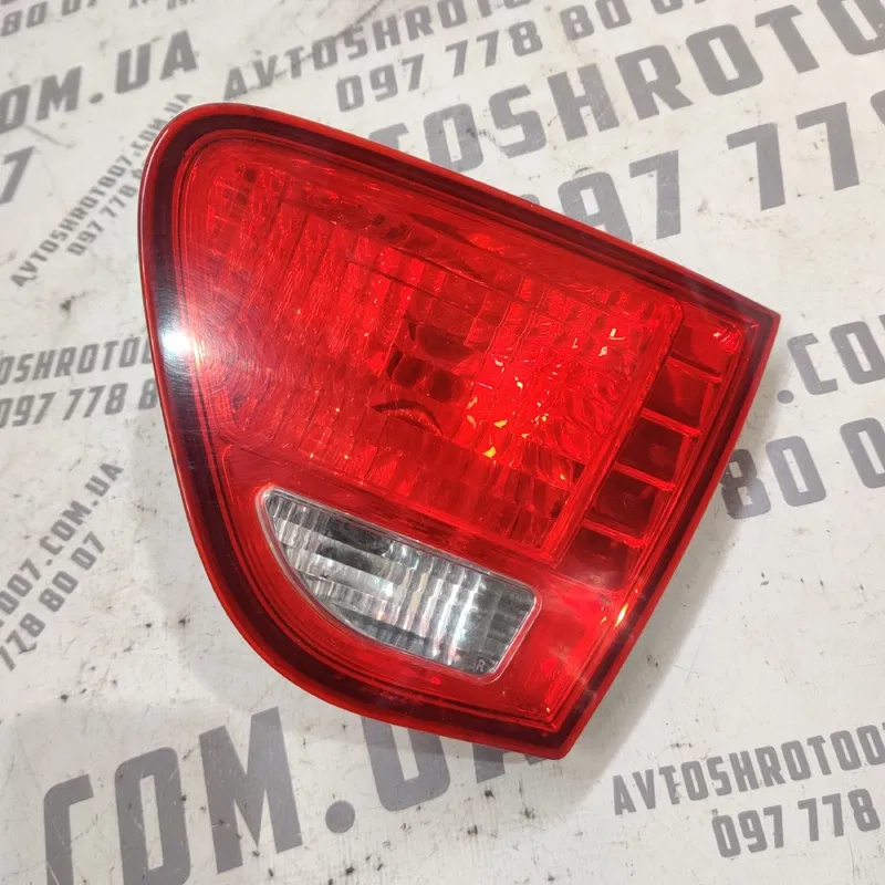Ліхтар задній правий Hyundai Elantra 4 (06-11) 1.6 бенз