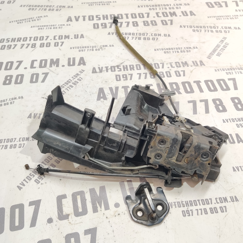 Замок дверей передній лівий Ford Focus MK2 (04-11) 1.6D
