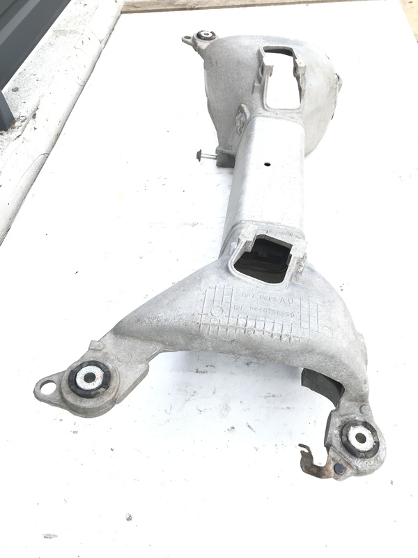 Підрамник задній Peugeot 407 (04-11) 2.0D 8640718610 фото 2