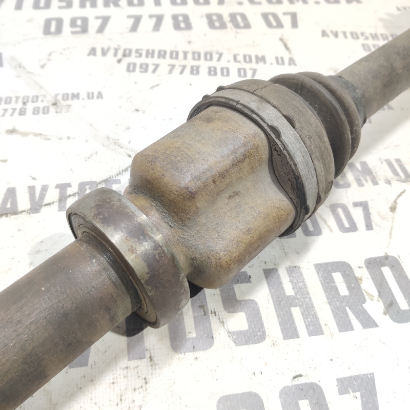 Привід передній правий Ford Focus MK2 (04-11) 1.6D МКПП