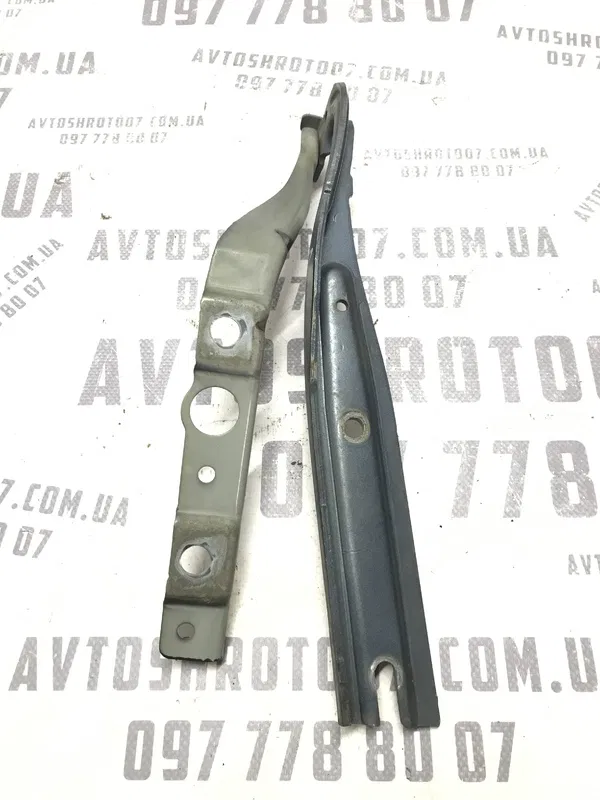 Петля капоту ліва Peugeot 407 (04-11) 2.0 Дизель