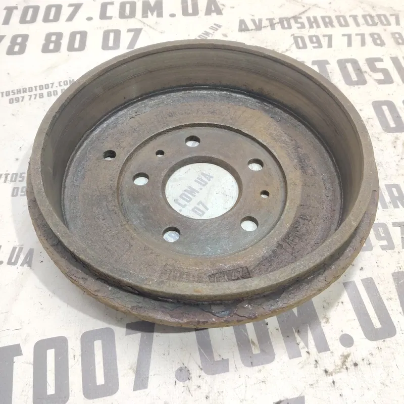Тормозний барабан Ford Focus MK2 (04-11) 1.6 дизель задній