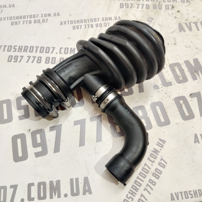 Патрубок повітряний Ford Focus MK2 (04-11) 1.6 дизель фото 2