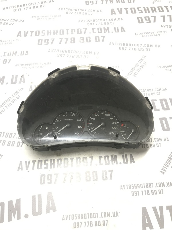 Панель приладів Citroen Berlingo 1 (96-08) 1.6D 9662745180