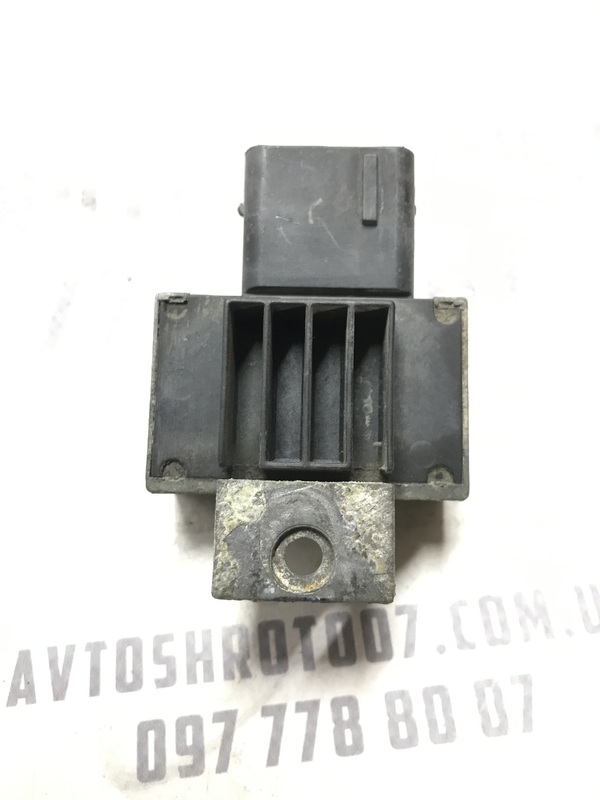 Реле переднє Citroen Berlingo 1 (96-08) 1.6D 9HW