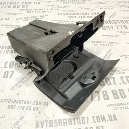 Бардачок Ford Focus MK2 (04-11) 1.6 Дизель фото 1