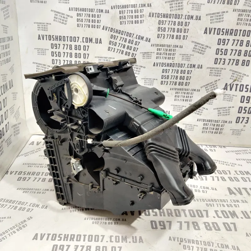 Корпус пічки Ford Focus MK2 (04-11) 1.6 дизель