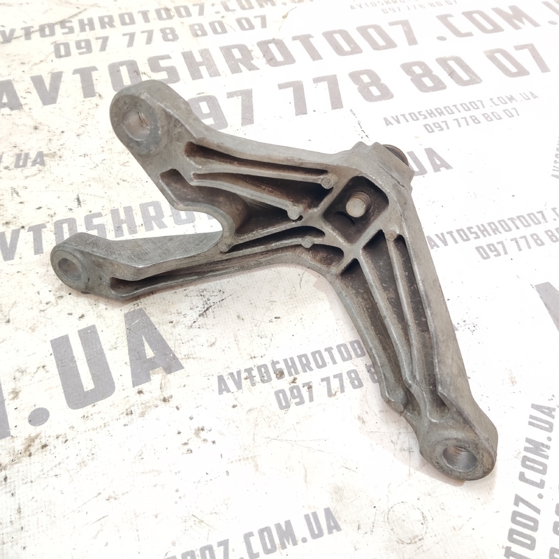 Кронштейн КПП Ford Focus MK2 (04-11) 1.6 Дизель HHDA