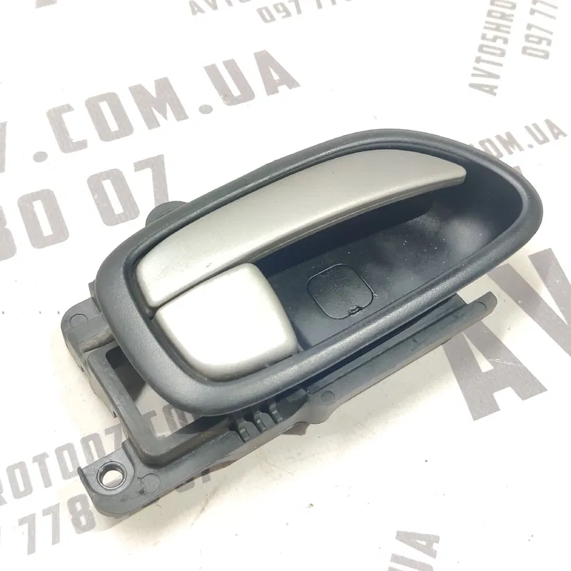 Ручка внутрішня задня права Hyundai Elantra 4 (06-11) 1.6
