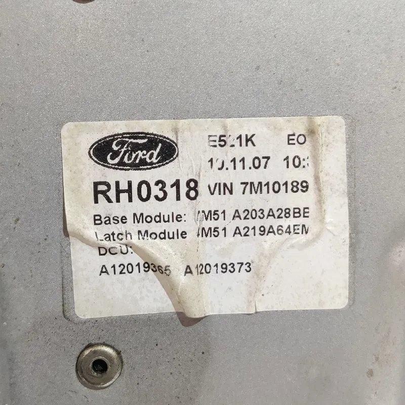Склопідіймач передній правий Ford Focus MK2 (04-11) 1.6D