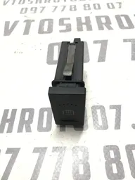 Кнопка обігріву заднього скла VW Passat B5+ (00-05) 1.9D
