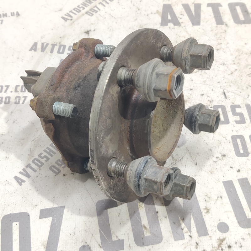 Ступиця задня ліва Ford Focus MK2 (04-11) 1.6 дизель