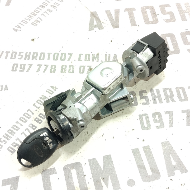 Замок запалювання Ford Focus MK2 (04-11) 1.6D 3M513F880A