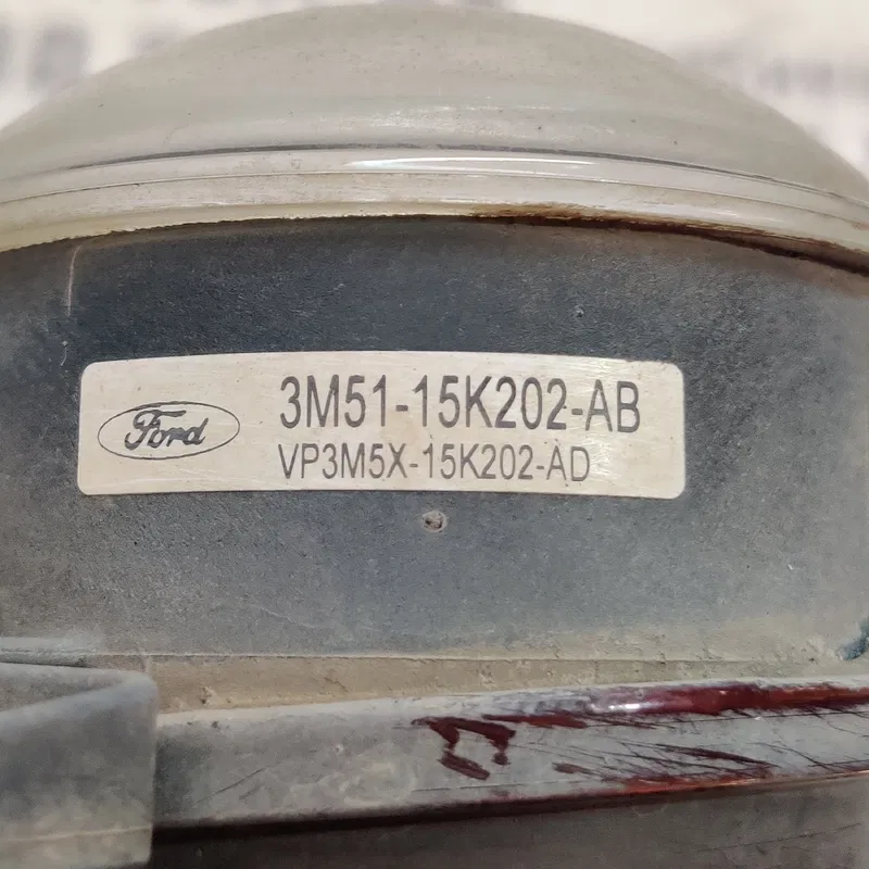 Фара протитуманна ліва Ford Focus 2 04-11 1.6D 3M5115K202AB