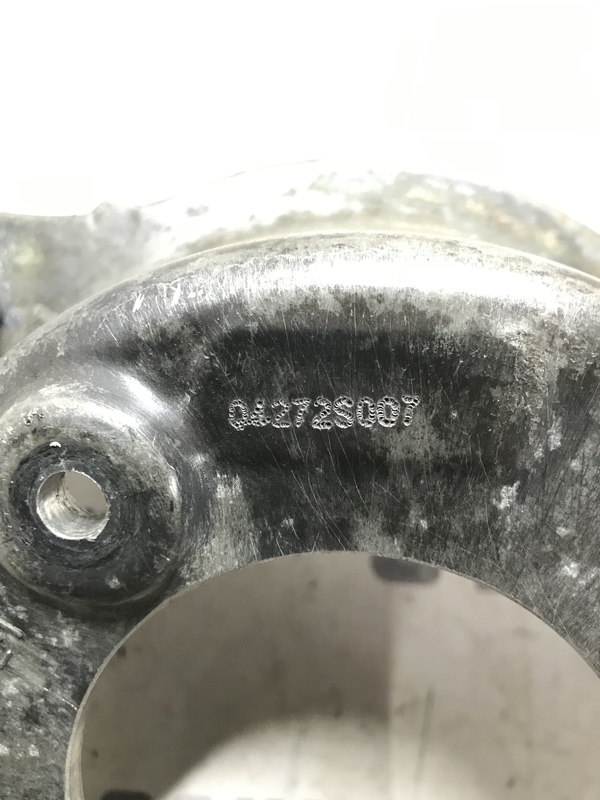 Кронштейн амортизатора Peugeot 407 (04-11) 2.0D пер. правий