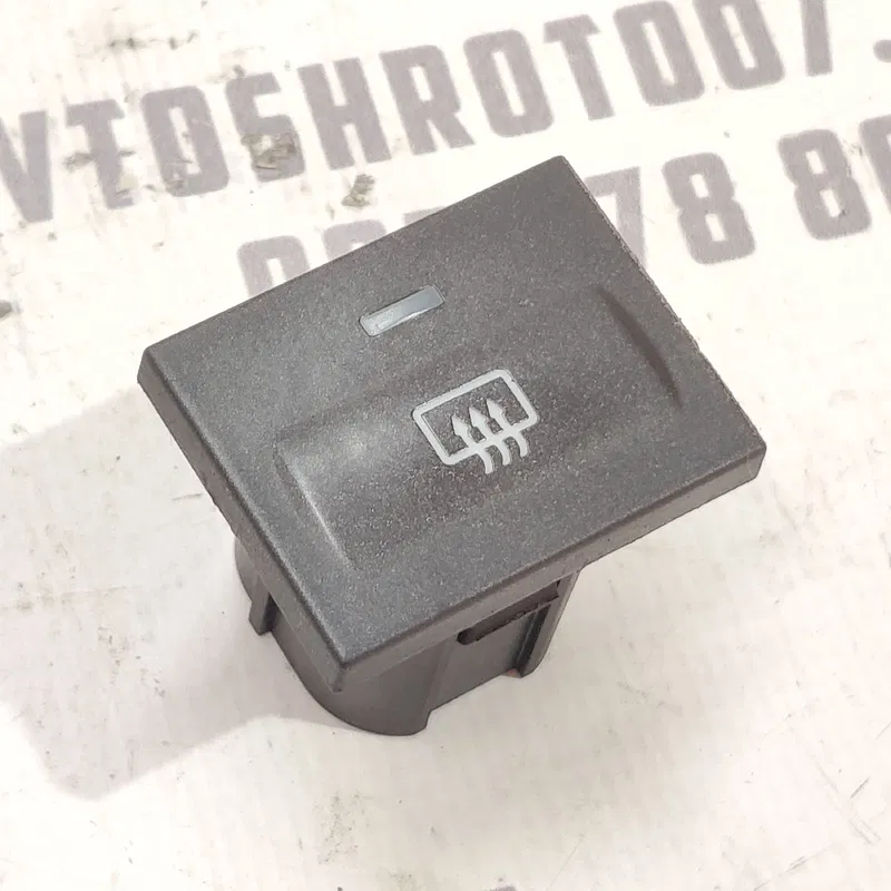 Кнопка обігріву заднього скла Ford Focus MK2 (04-11) 1.6D