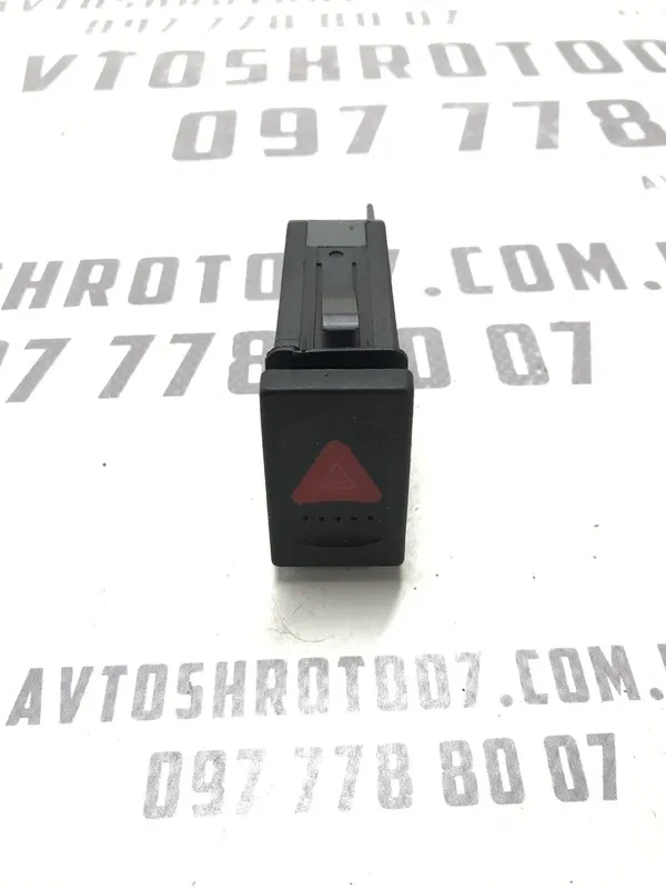 Кнопка аварійки VW Passat B5+ (00-05) 1.9 Дизель AVF