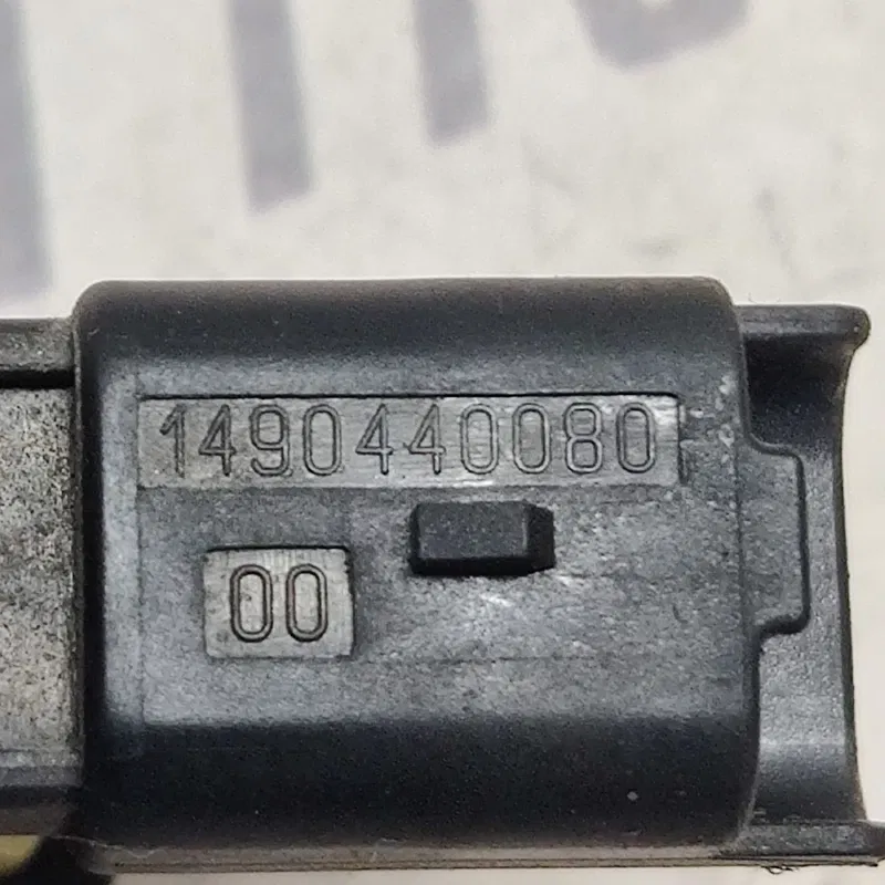 Датчик відкриття дверей Peugeot 407 (04-11) 2.0D 1490440080