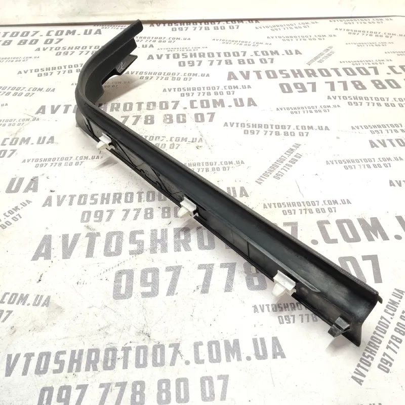 Накладка салону передня ліва Peugeot 407 (04-11) 2.0 дизель