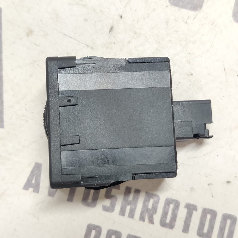 Кнопка коректора фар Peugeot 407 (04-10) 2.0 Дизель фото 2