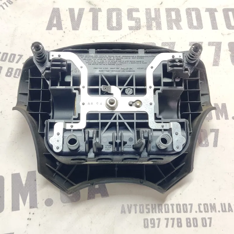 Подушка безпеки Peugeot 407 (04-11) 2.0D 96445890ZD