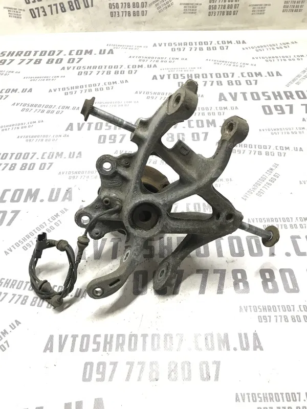 Цапфа задня права Peugeot 407 (04-11) 2.0 Дизель