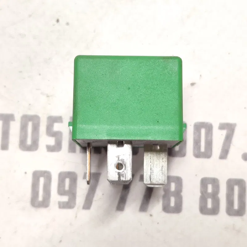 Реле Peugeot 407 (04-11) 2.0 Дизель