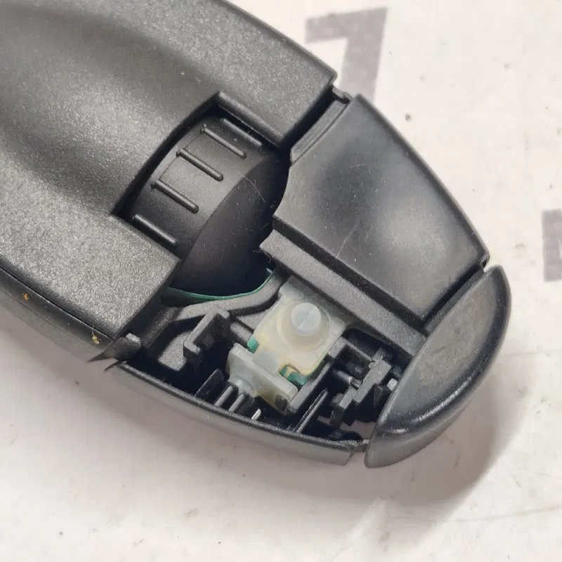 Перемикач підрульовий Peugeot 407 (04-11) 2.0D 9641796480