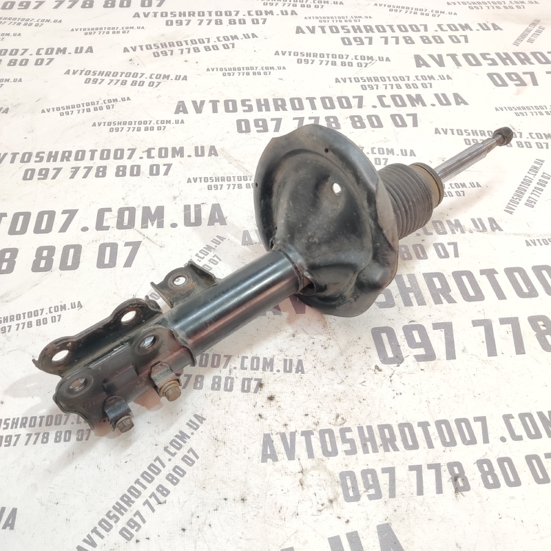 Амортизатор передній правий Hyundai Elantra 4 (06-11) 1.6