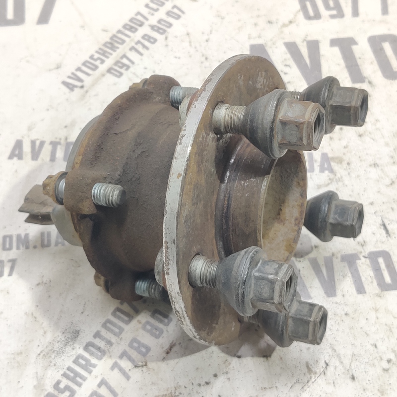 Ступиця задня права Ford Focus MK2 (04-11) 1.6 дизель