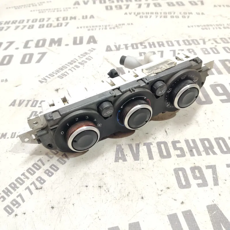 Блок керування пічкою Ford Focus MK2 04-11 1.6D 7M5T19980AA