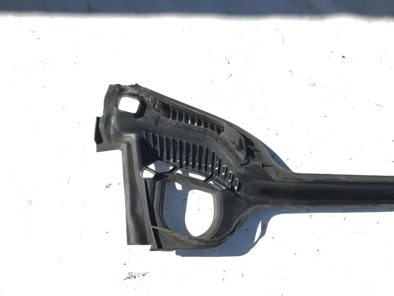 Жабо переднє Peugeot 407 (04-10) 2.0 дизель