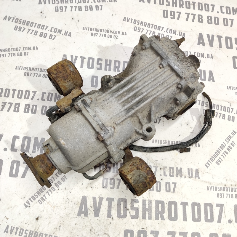 Редуктор задній Nissan X-Trail T30 (00-07) 2.5 бензин