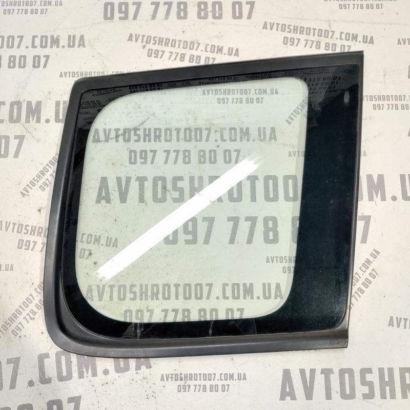 Кузовне скло заднє праве Nissan X-Trail T30 (01-07) 2.5Б