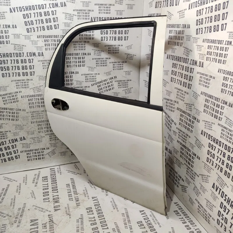 Двері задні праві Daewoo Matiz (98-15) 0.8 бензин