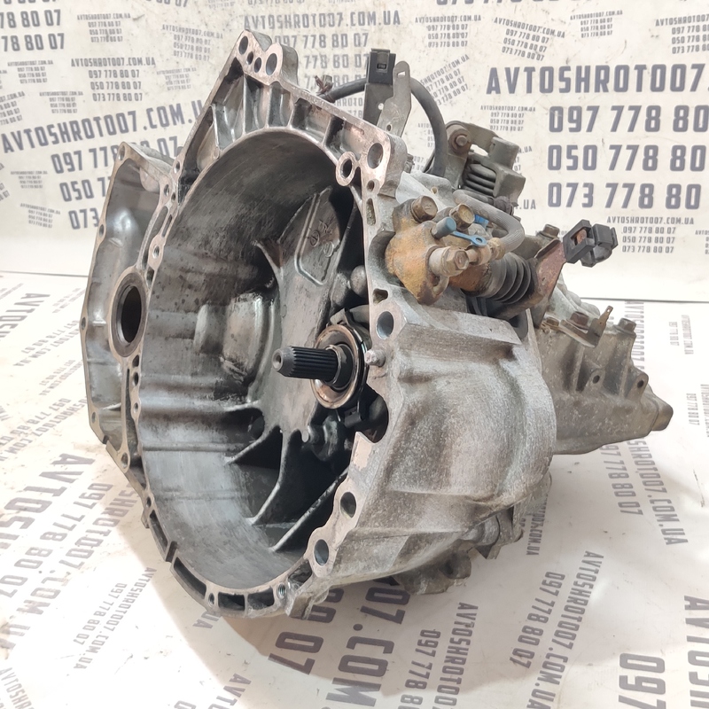 МКПП Nissan X-Trail T30 (01-07) 2.5 Бензин 8H5
