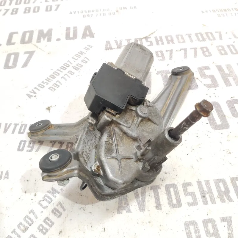 Мотор склоочисників Toyota Avensis T25 (03-09) 2.0D задній