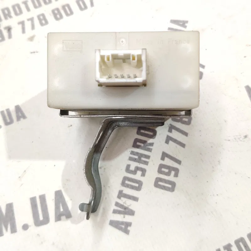Блок ЦЗ Toyota Avensis T25 (03-09) 2.0D OEM 8974105070