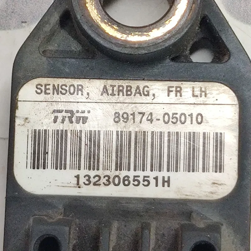Датчик удару передній лівий Toyota Avensis T25 (03-08) 2.0D