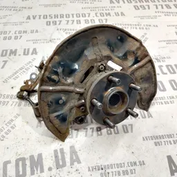 Цапфа передня ліва Toyota Avensis T25 (03-08) 2.0D